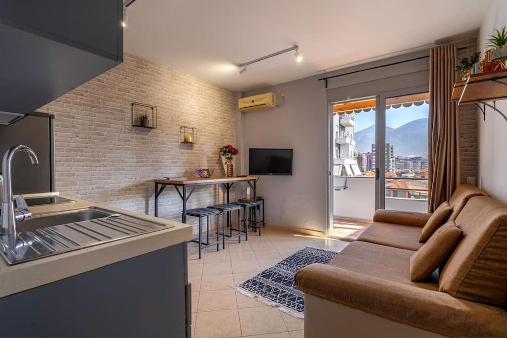 New Bazaar Apartment Tirana Exterior photo